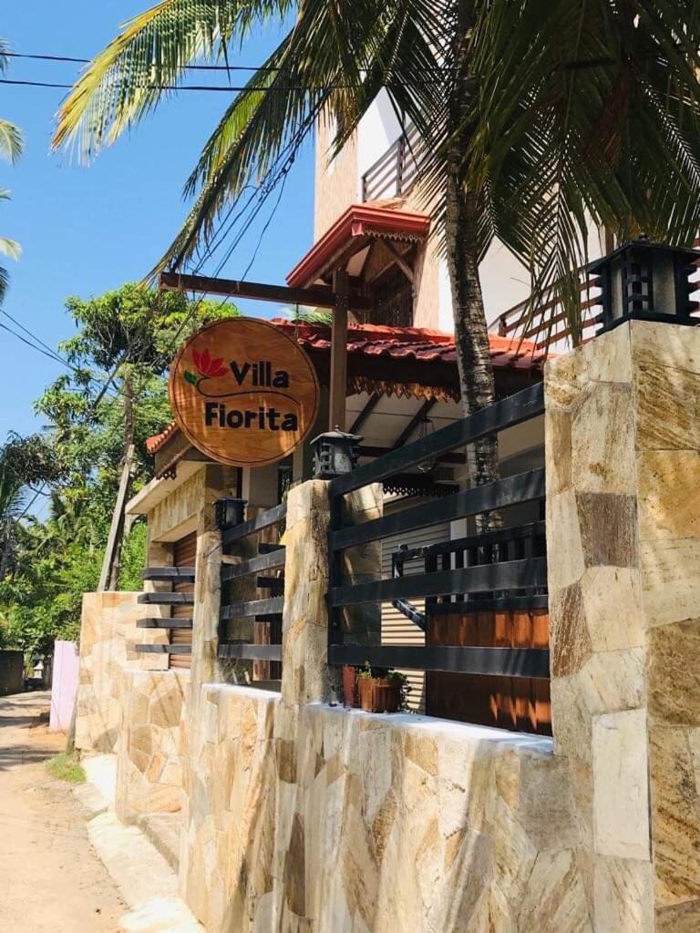 Villa Fiorita Dikwella Luaran gambar